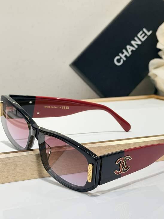 Picture of Chanel Sunglasses _SKUfw80235977fw